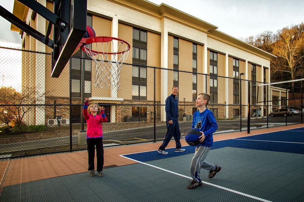 Hampton Inn Wheeling Eksteriør billede