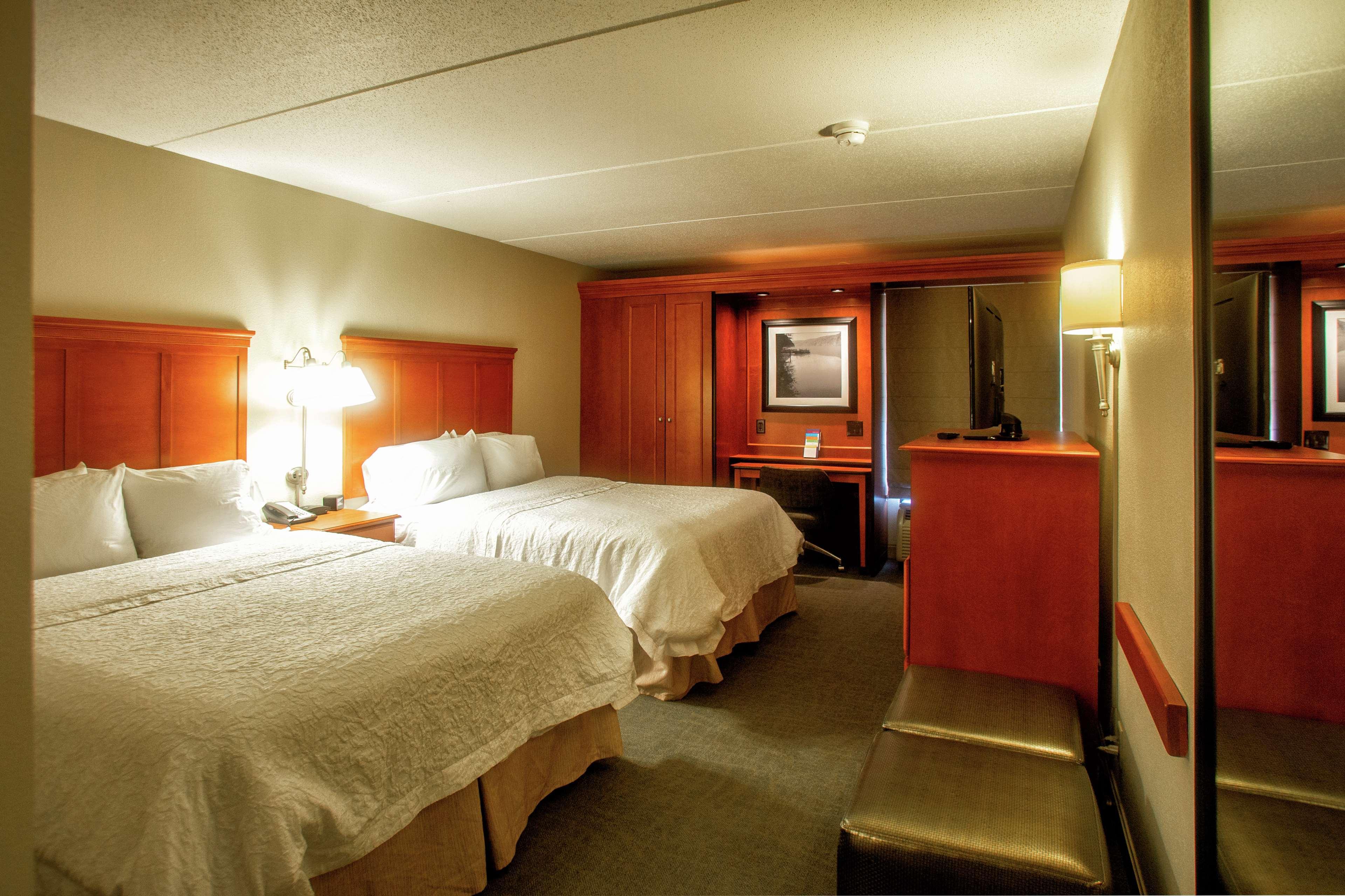 Hampton Inn Wheeling Eksteriør billede