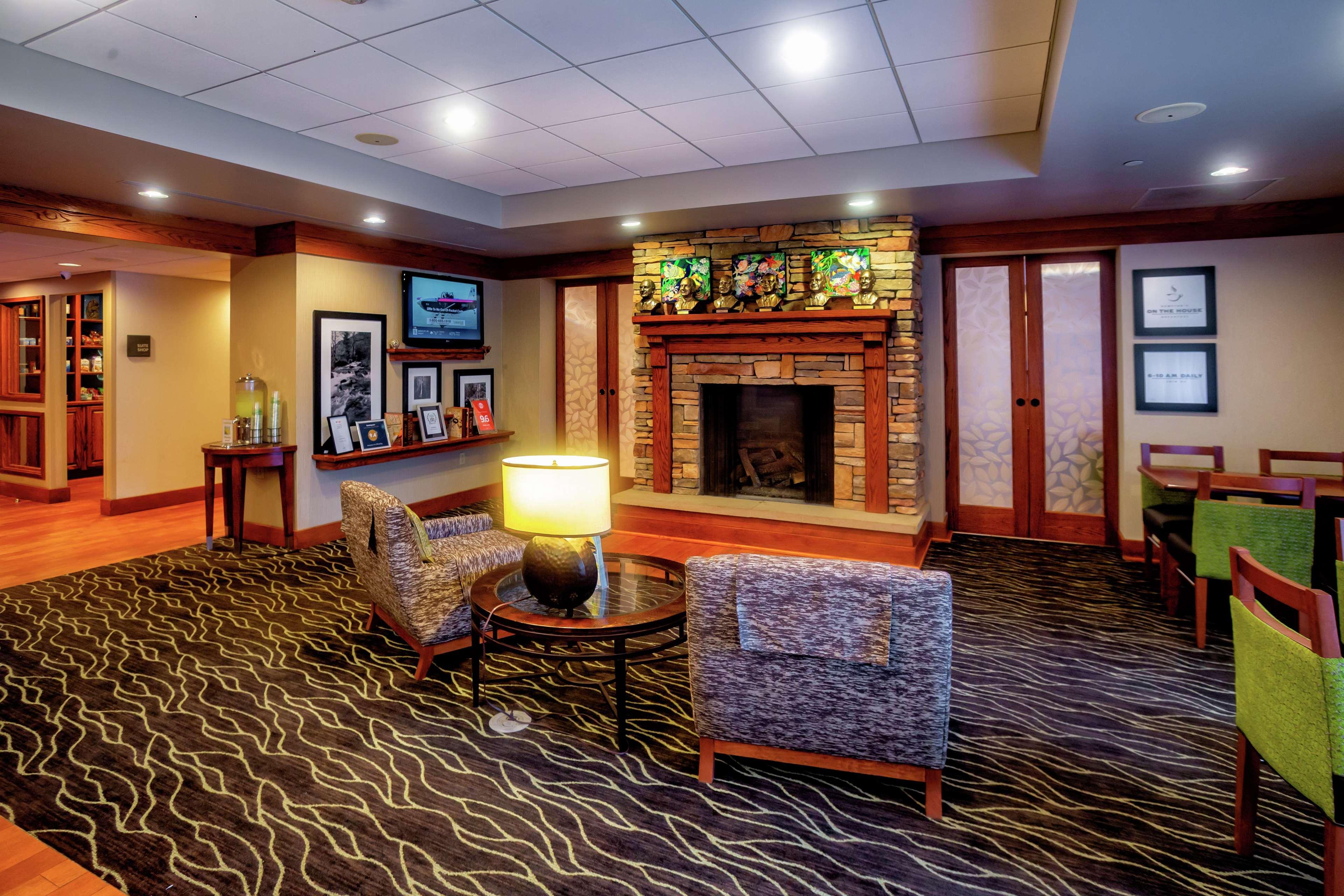 Hampton Inn Wheeling Eksteriør billede